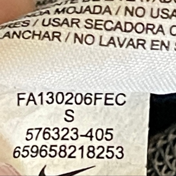 NIKE Dri Fit boys long sleeve mesh top S - Picture 7 of 7